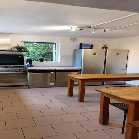 Modern Group In Bra Lierneux