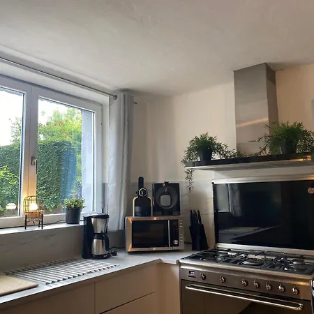 Modern Group In Bra 別荘