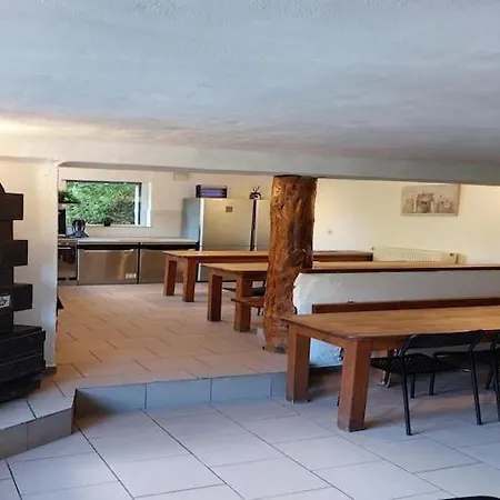 Modern Group In Bra 別荘 Lierneux