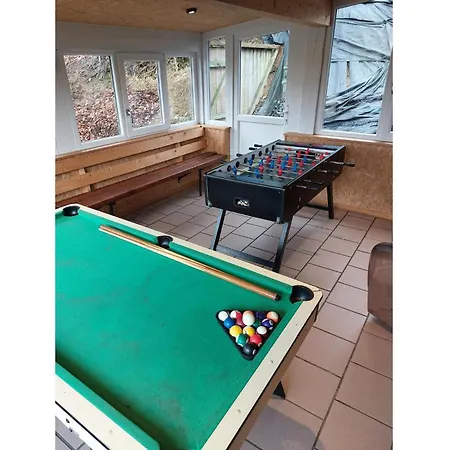 Modern Group In Bra *