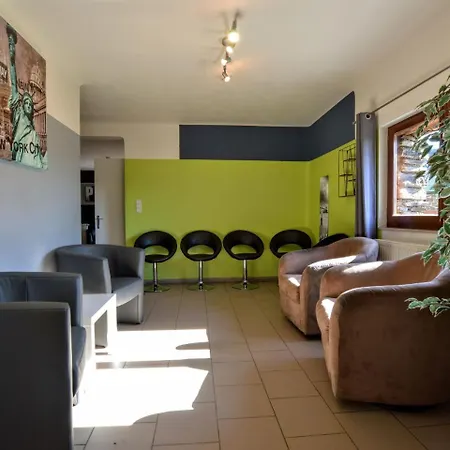 Holiday home Modern With Bubble Bath And Sauna In Bra *